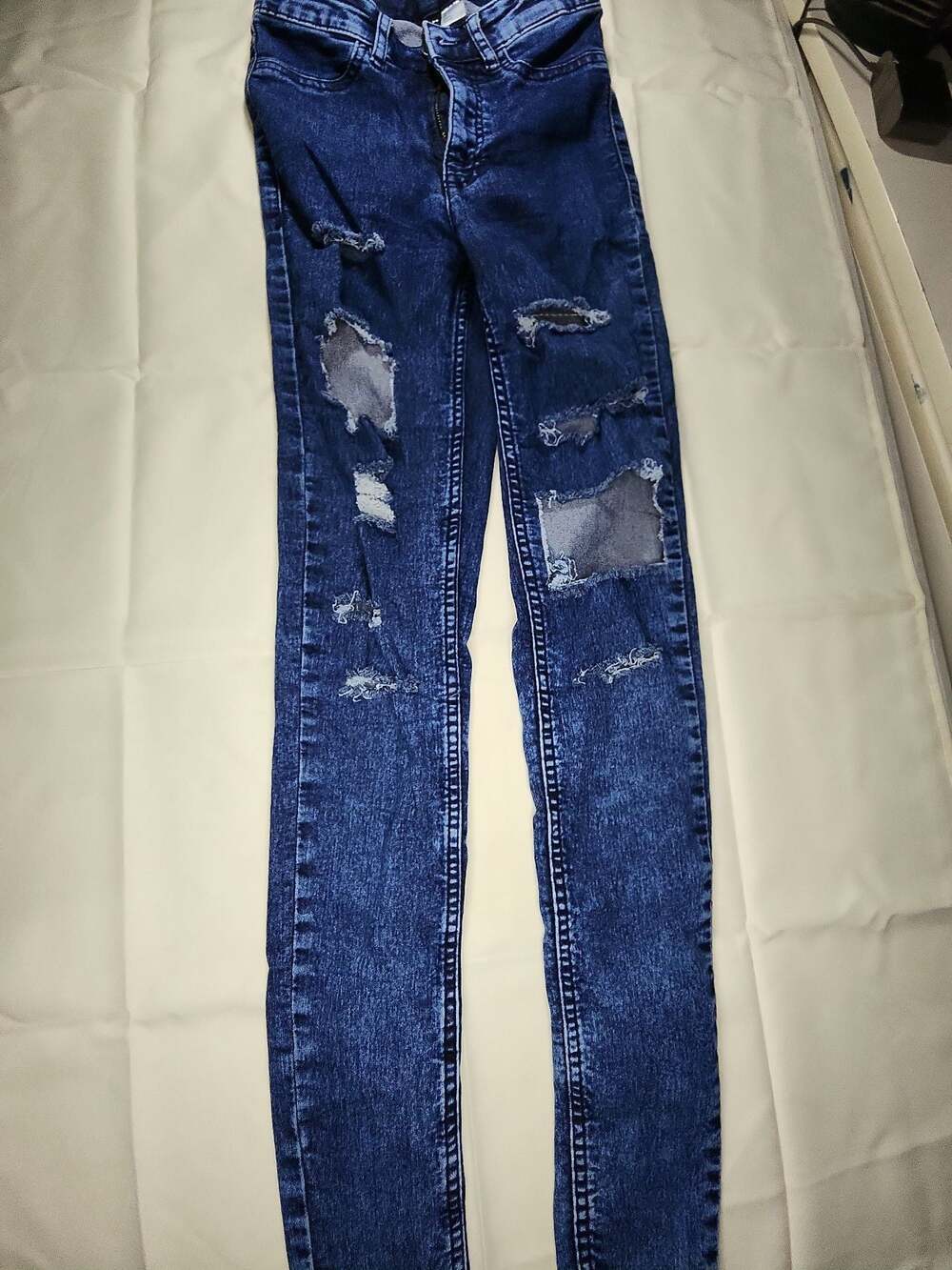 Divided H&M Blue Distressed Skinny Jeans